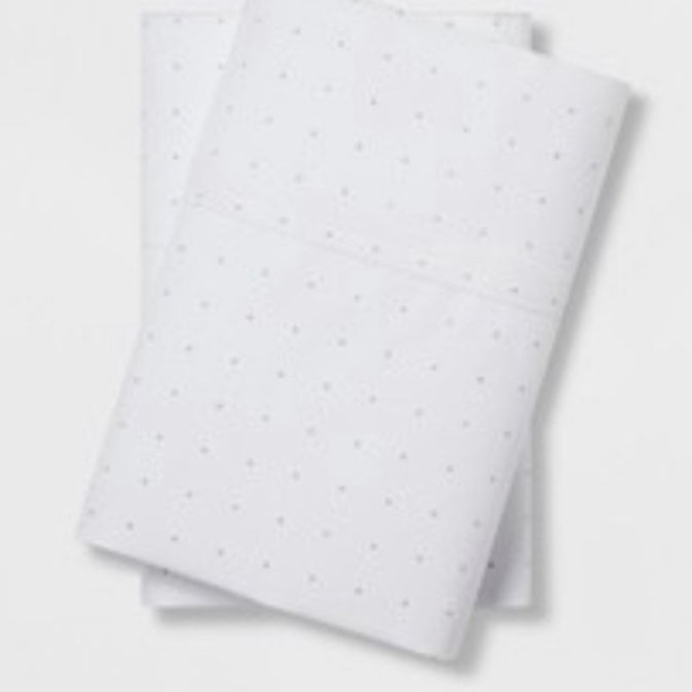 Target King easy care pillowcase set NWT